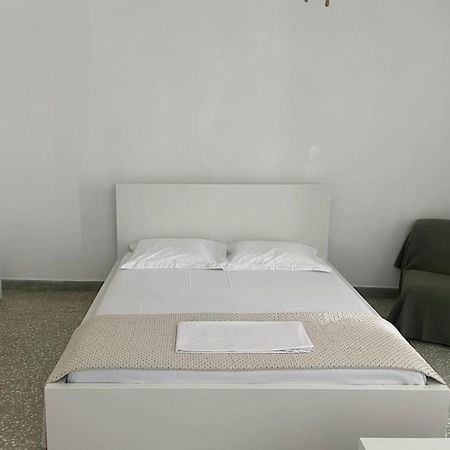 Cozy, Spacious, Newly Renovated Flat In Adamas Extérieur photo