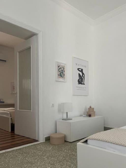 Cozy, Spacious, Newly Renovated Flat In Adamas Extérieur photo