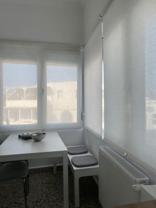 Cozy, Spacious, Newly Renovated Flat In Adamas Extérieur photo
